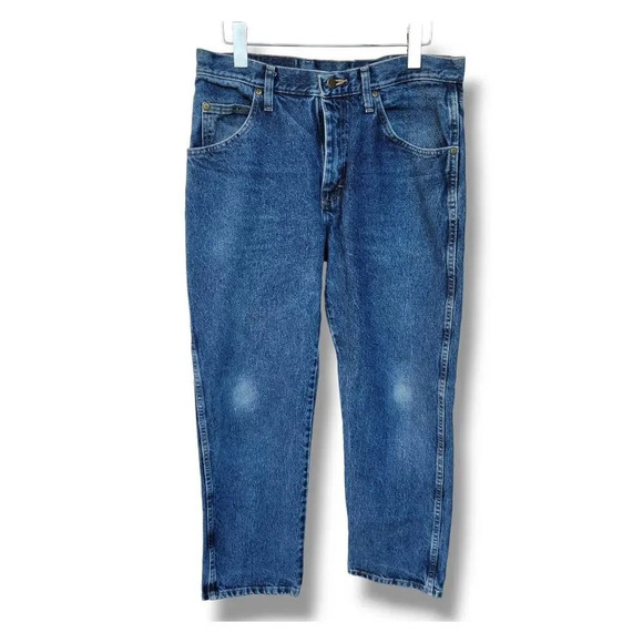 Wrangler Other - Wrangler men's blue medium wash regular fit jeans - 34x29​